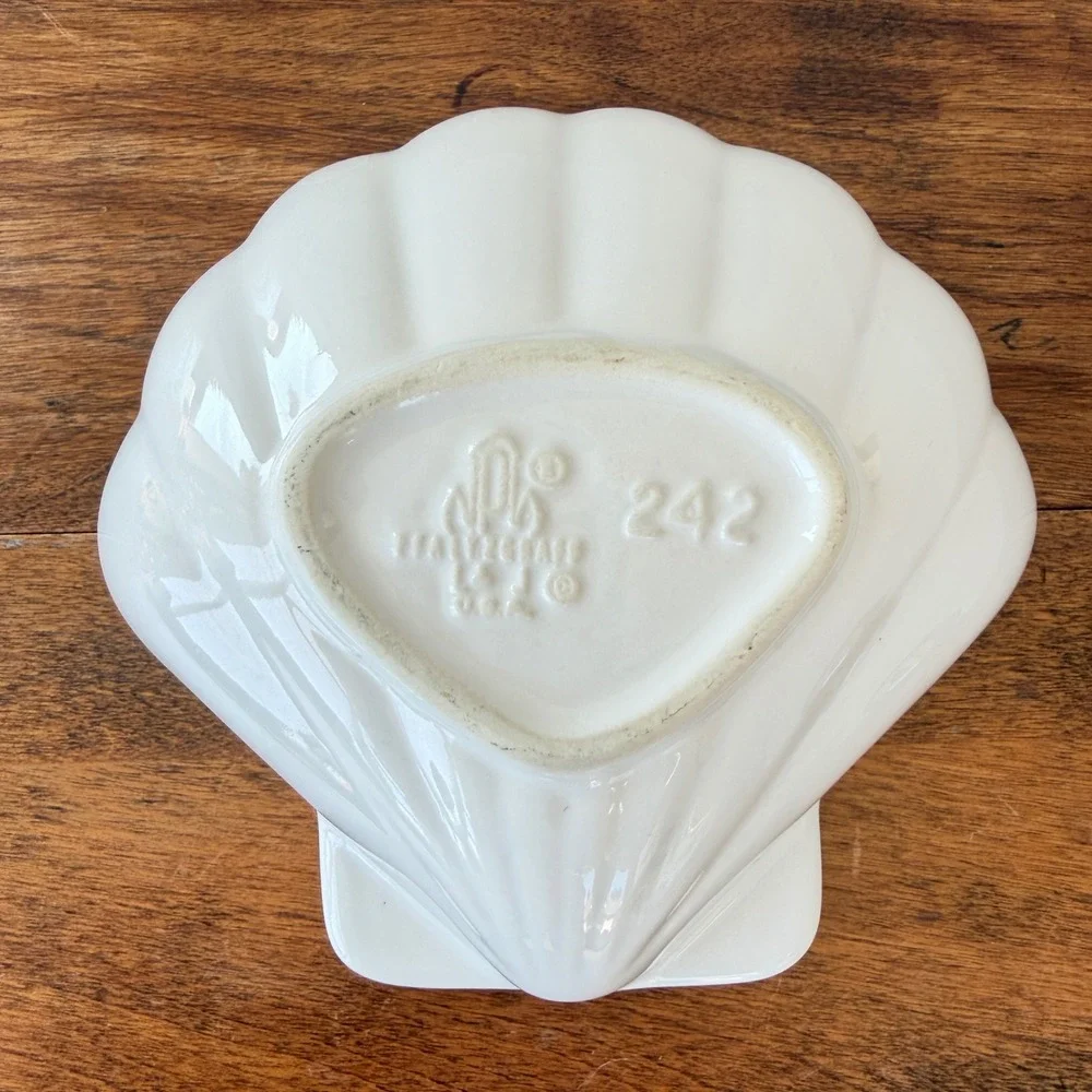 Pfaltzgraff White Shell Ceramic Bowl Trinket Dish Scalloped 242 Made in USA